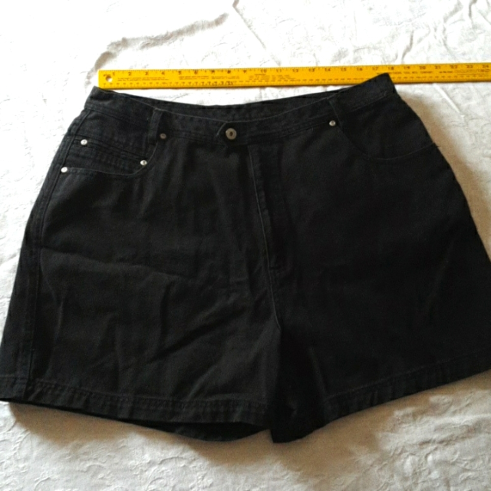 L.A. Blues Black Women's Shorts Size 22-100% Cotton LA